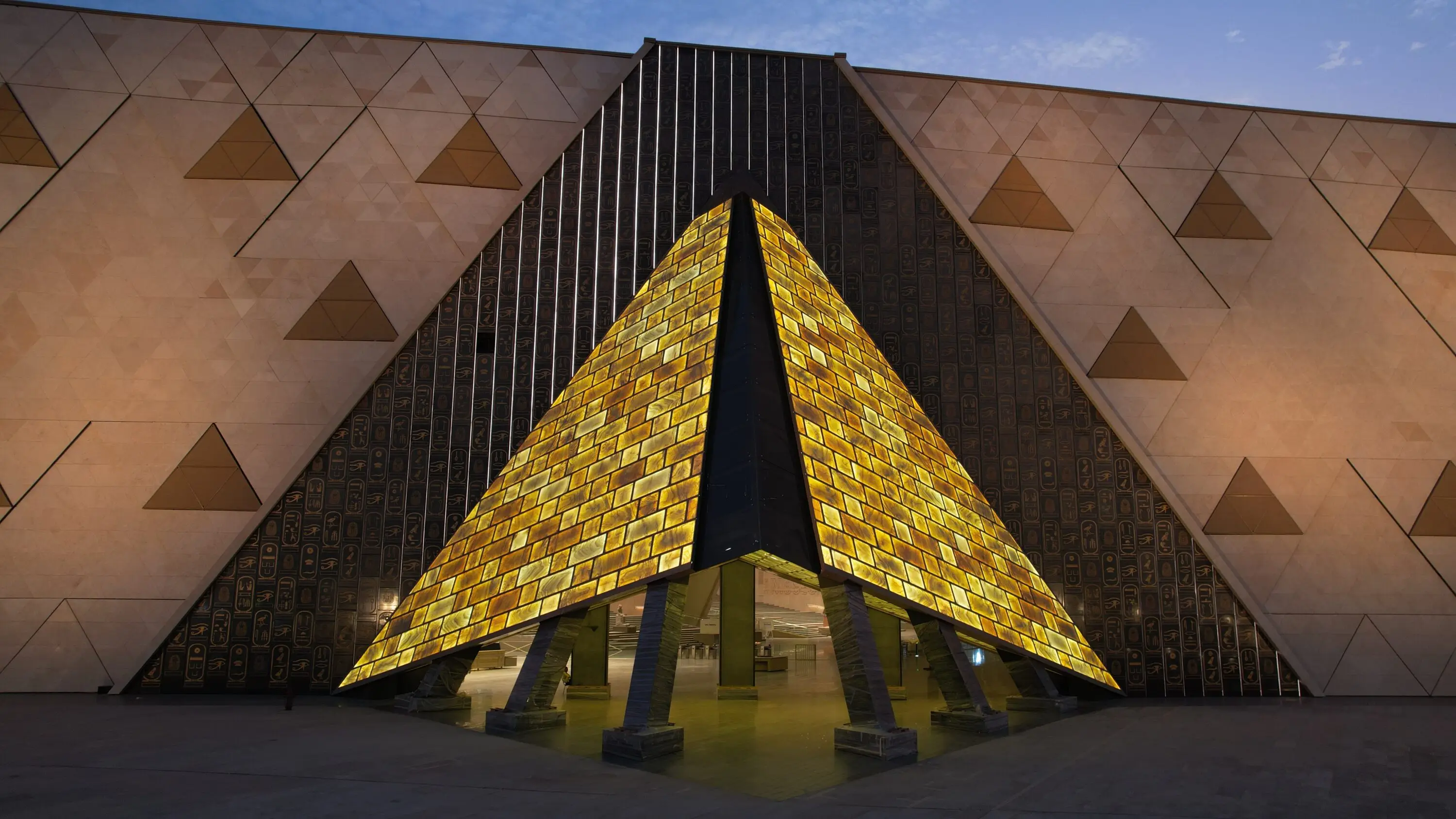 Giza Pyramids and Grand Egyptian Museum Tour