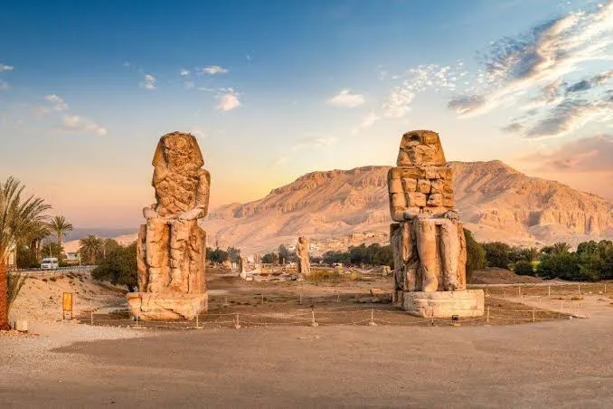 Luxor tour from Aswan to Colossi of Memnon