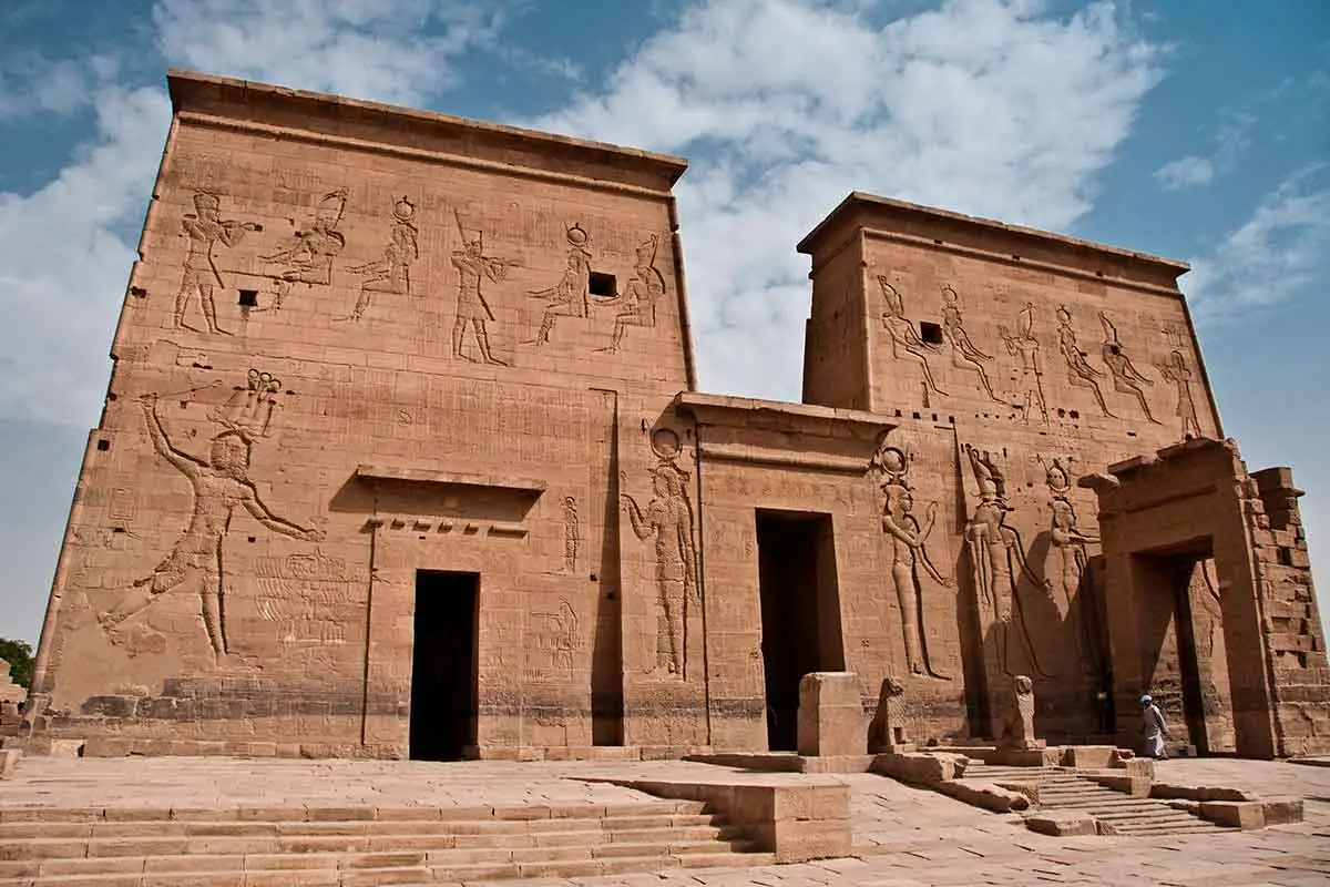private Aswan day tour