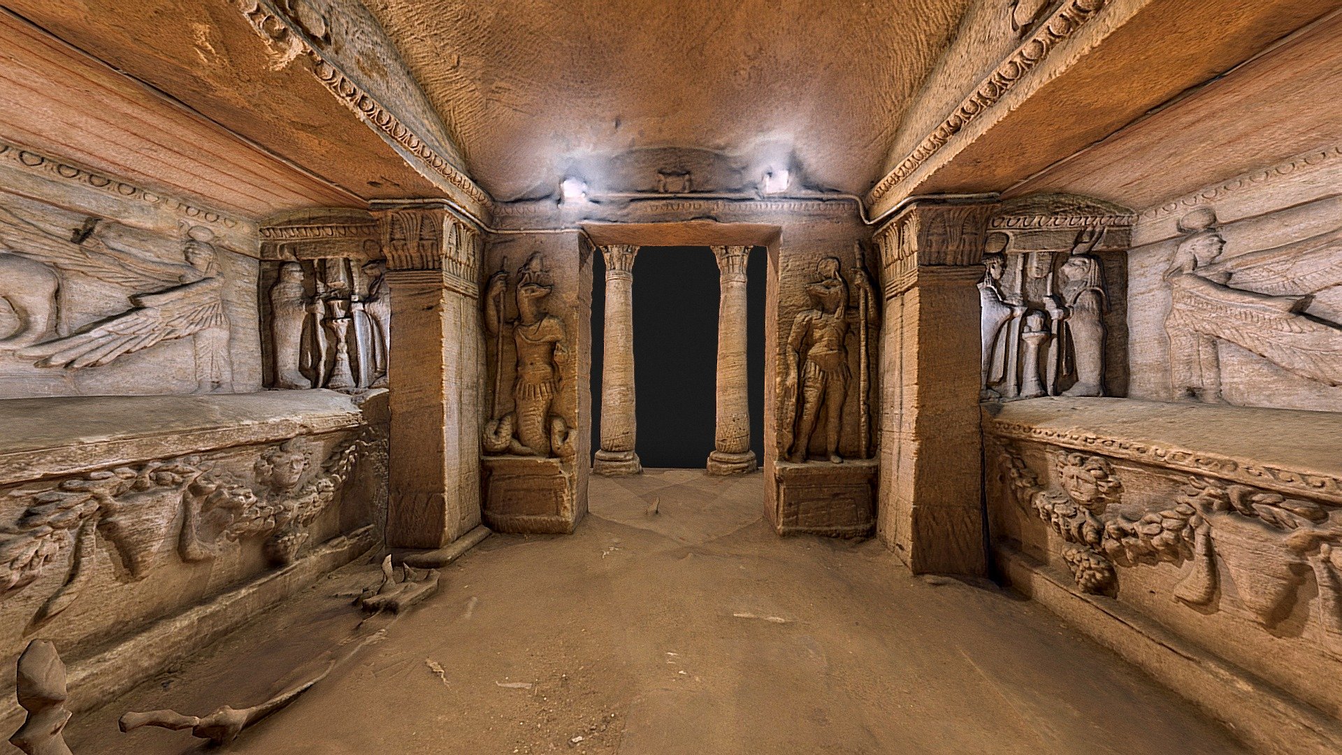Visit Kom El Shoqafa in your Family tour