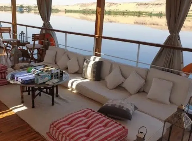 luxury Dahabiya Nile cruise Egypt