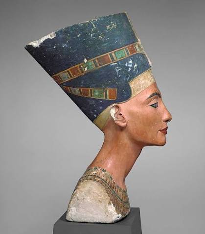 Who Was Nefertiti? The Queen of Egypt Behind the Famous Bust