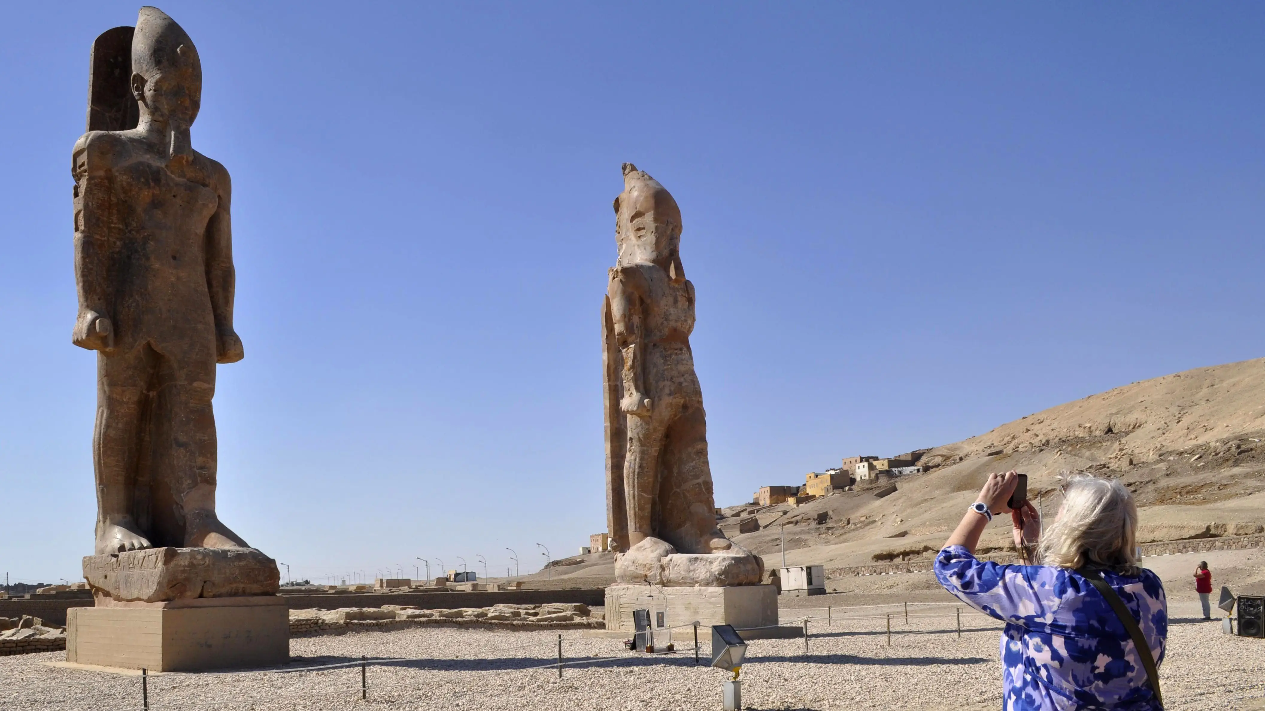 Colossi of Memnon Cairo Luxor Tour