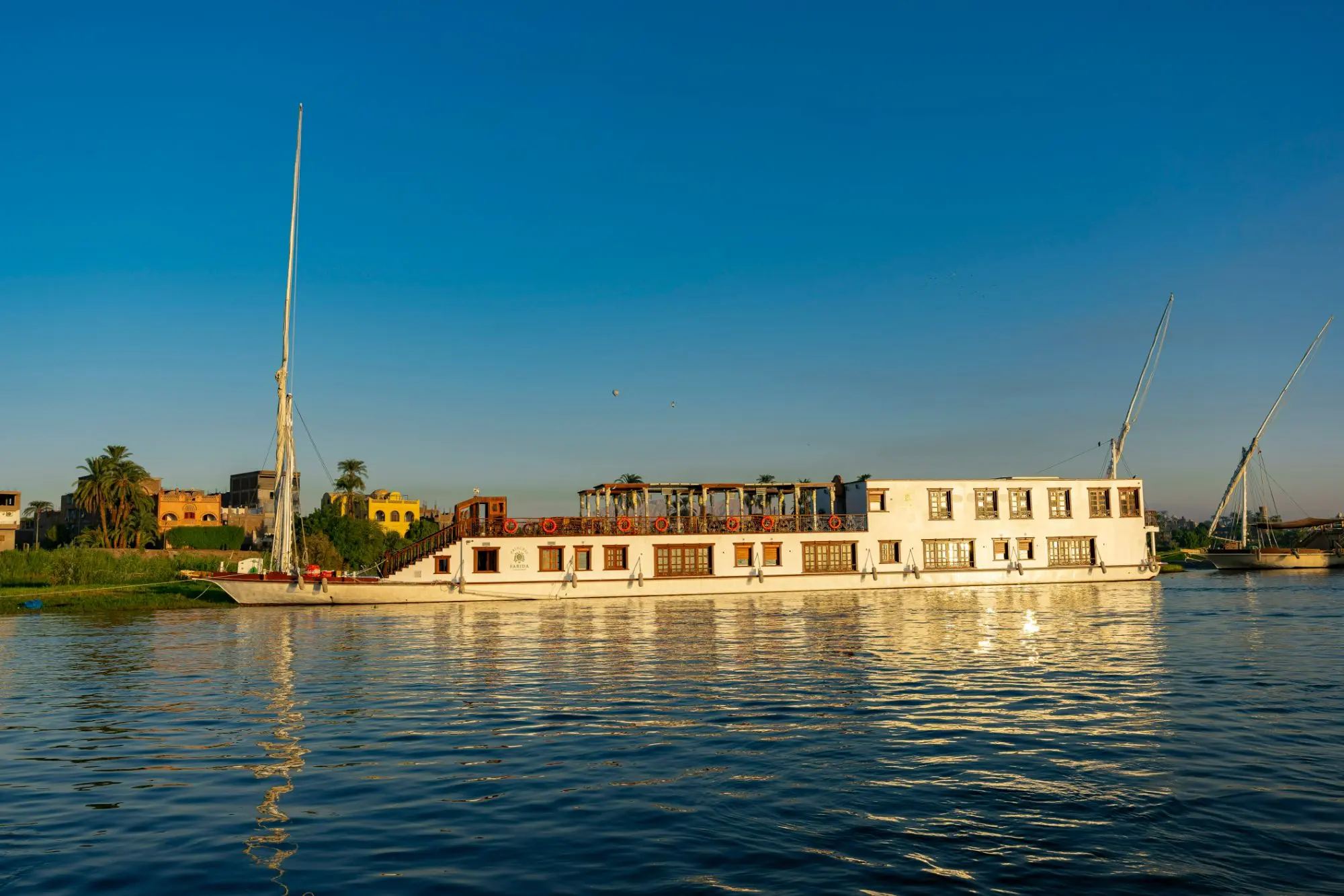 Luxury small boat Nile cruise with Princess Farida