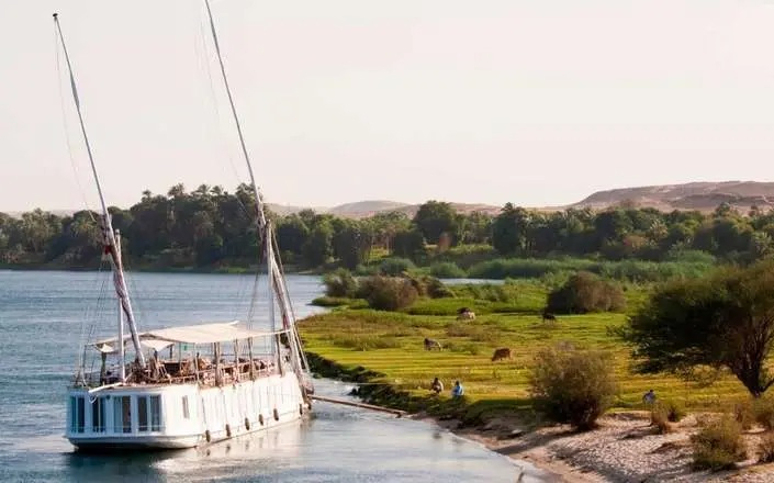 Malouka Dahabiya Nile Cruise