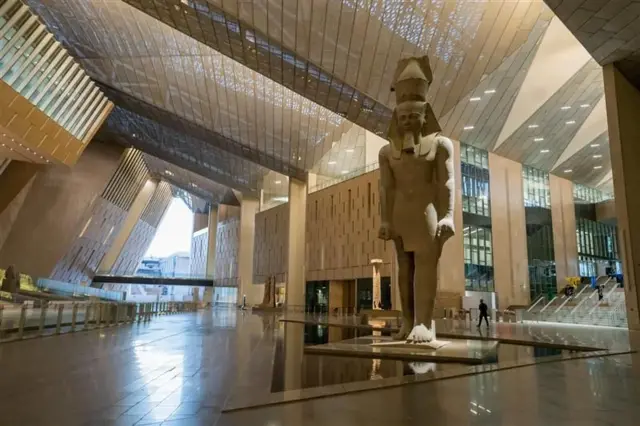 Grande Museo Egizio del Cairo