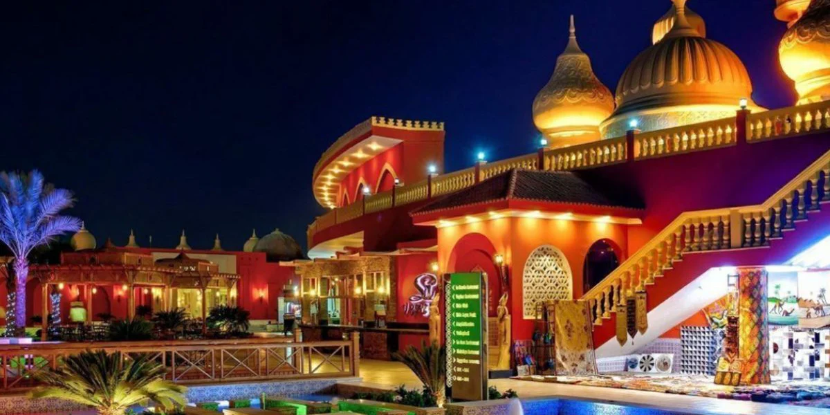 Hurghada Nightlife & Marina Walk Guide