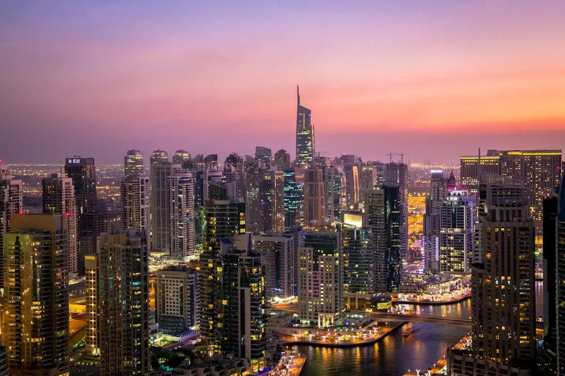 Dubai-Touren und Reisepakete | Entdecken Sie Luxus-, Wüsten- und Skyline-Erlebnisse