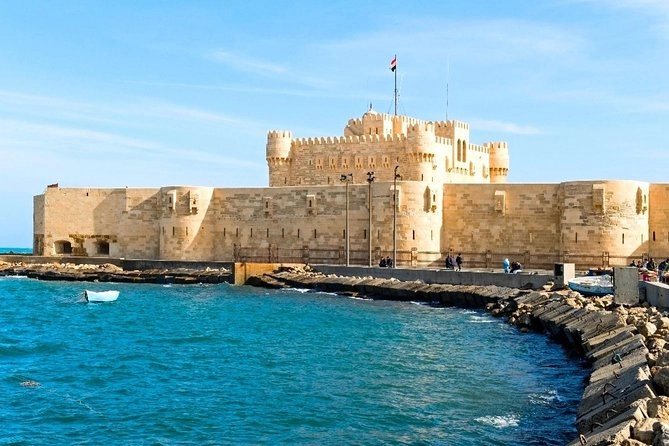 Qaitbay-Zitadelle, mamlukische Festung aus dem 15. Jahrhundert auf der Insel Pharos, Alexandria