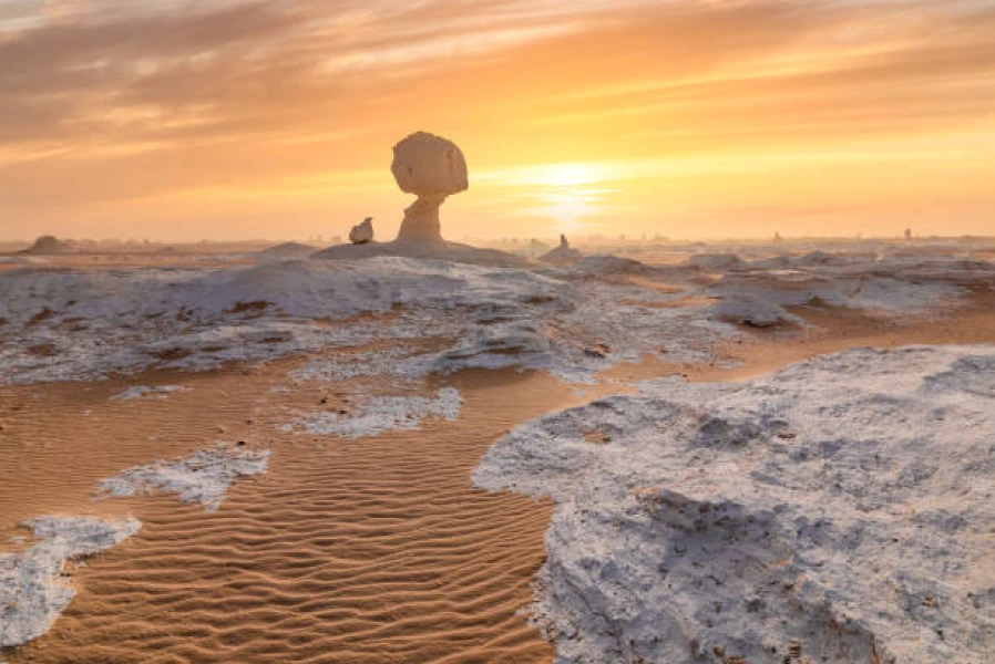 White Desert landscape in Egypt's Western Desert