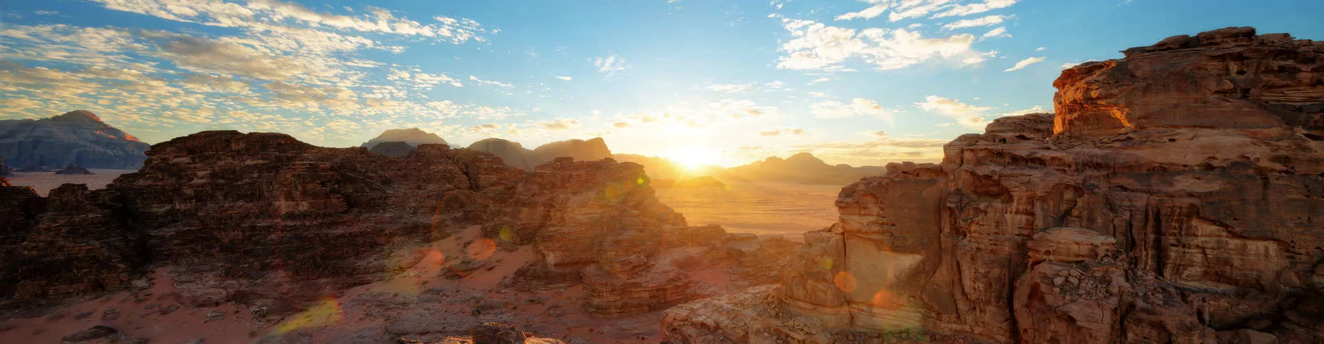 Jordan travel destinations featuring ancient ruins, desert landscapes, and cultural attractions.