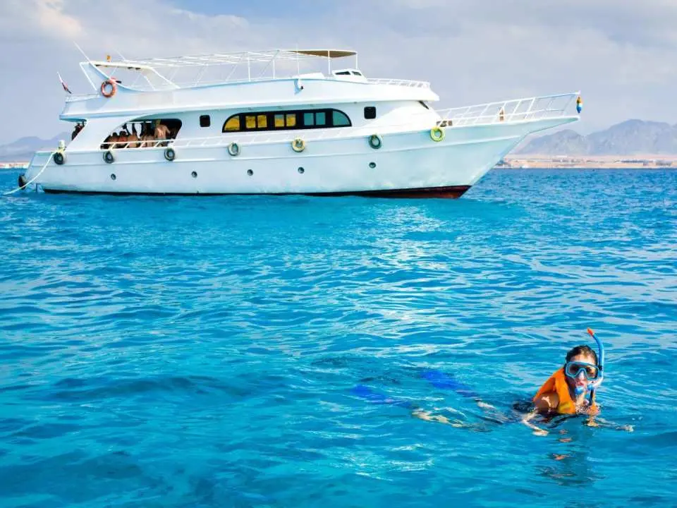 Explore Giftun Island in your Day tour from Hurghada