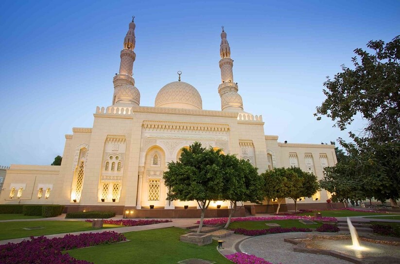 Jumeirah Mosque Dubai Attractions Guide