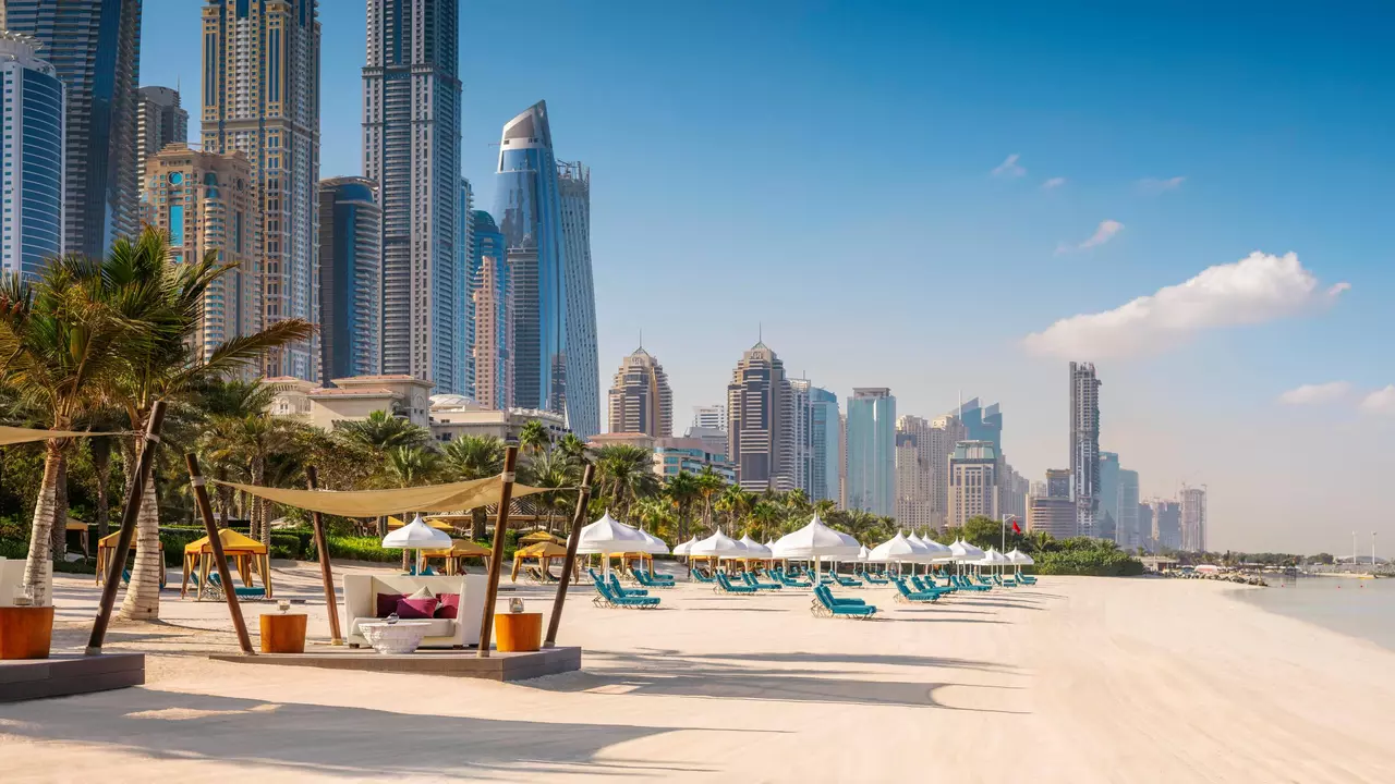 JBR Beach vs Kite Beach comparison