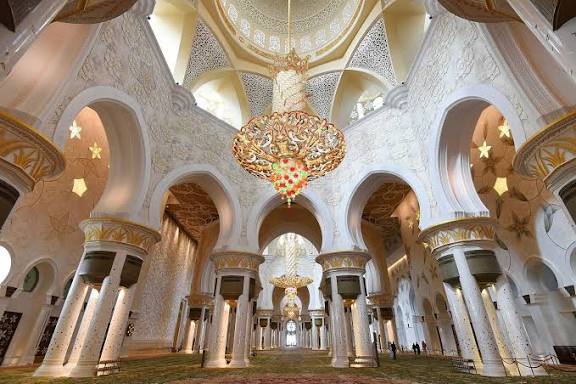 Abu Dhabi attractions Sheikh Zayed Mosque