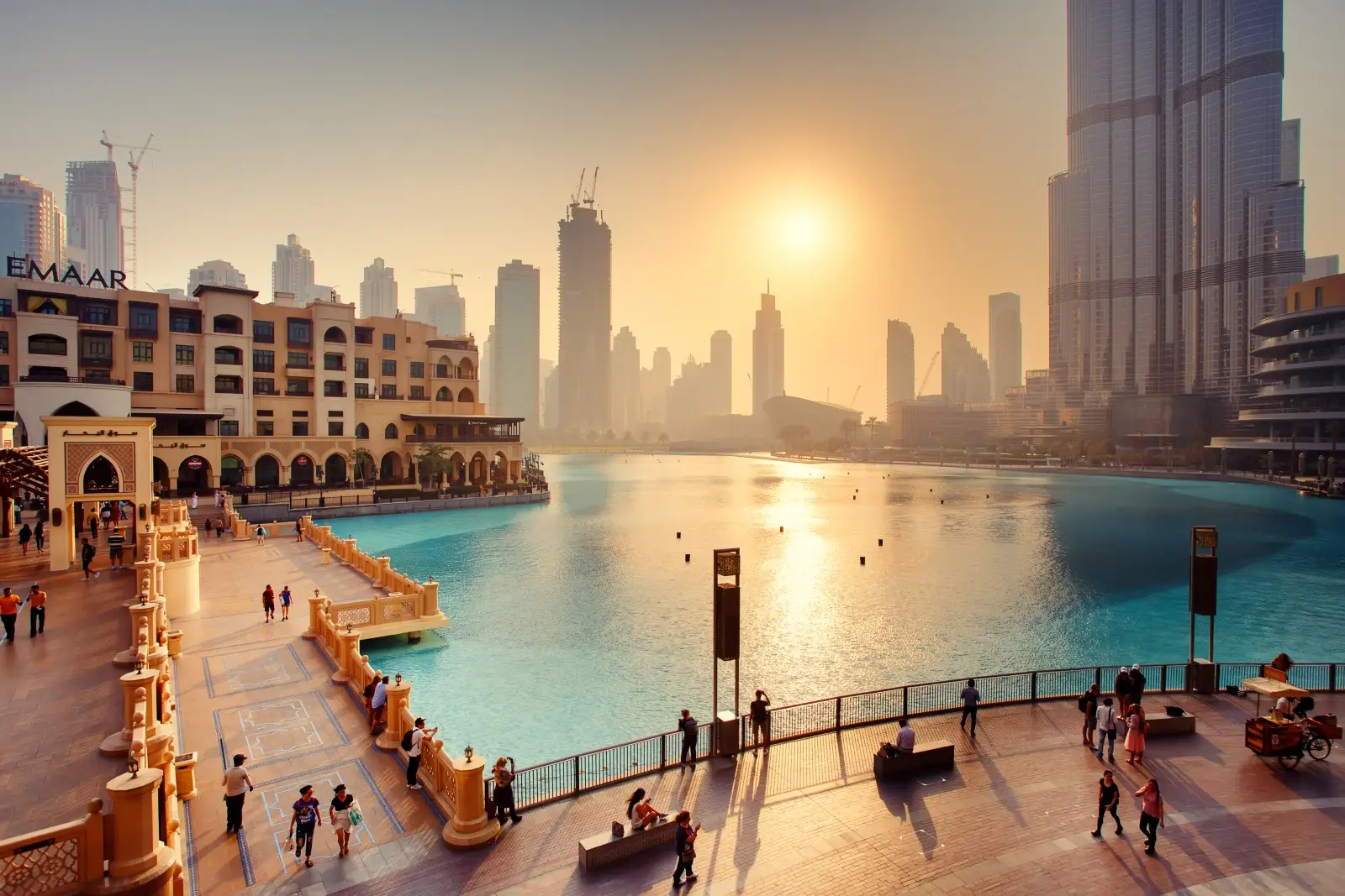Dubai Day Tours Souk Al Bahar Experience
