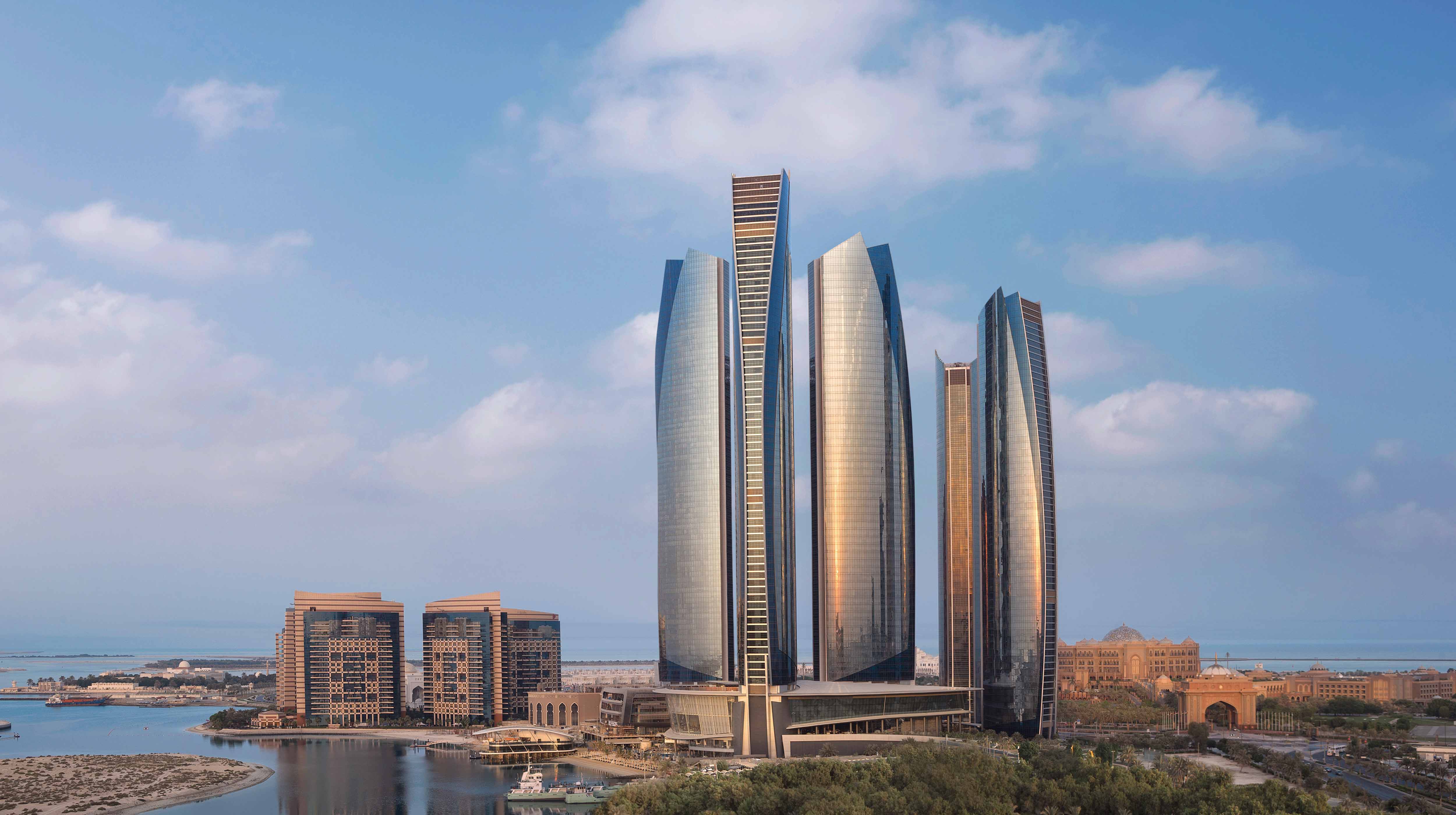 Abu Dhabi Classic City Tour from Dubai