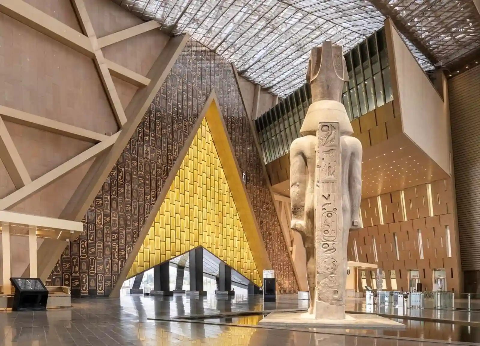 Budget Egypt and Nile Cruise Tour Package
