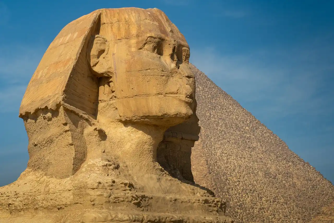 Cairo, Ismailia, Alexandria & El Alamein Budget Tour
