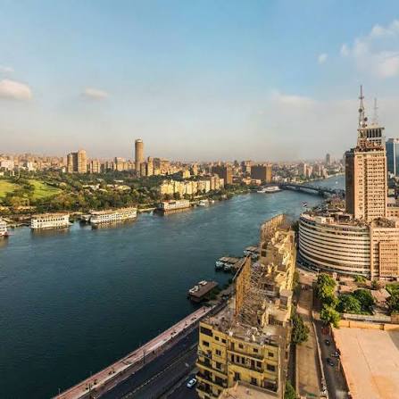 Vista panoramica del fiume Nilo e dello skyline del Cairo dalla Torre del Cairo, Egitto